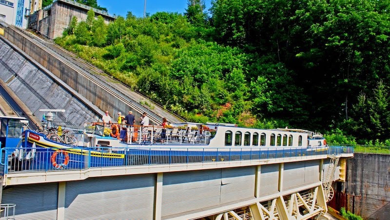  Panache in Arzviller boat elevator 