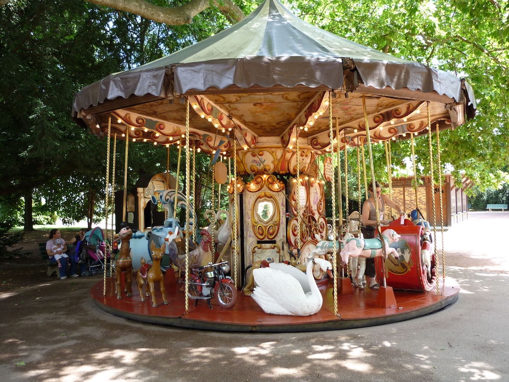  France's biggest city park, Lyon 