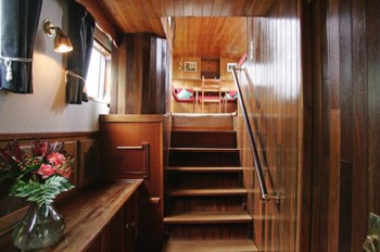  Steps to Saloon & Cabins 